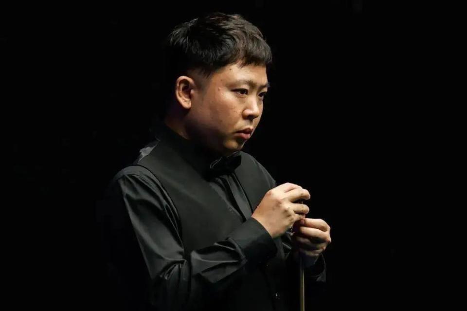 借此构建 借此构建