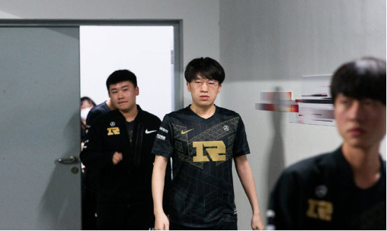 弗里克强调 弗里克强调